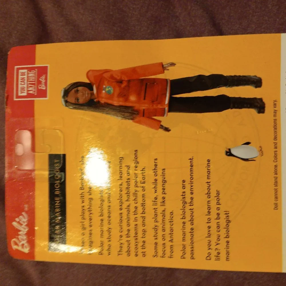 Barbie doll - Picture 6 of 11